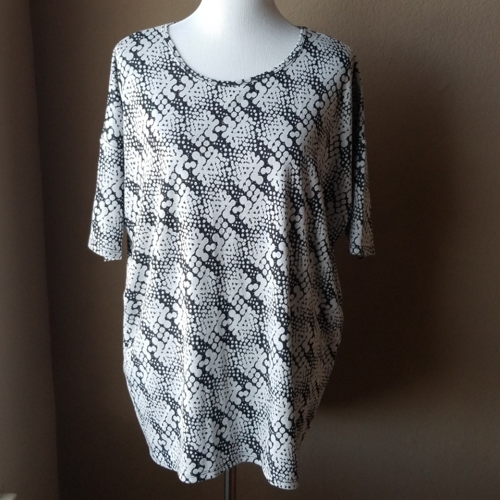 🎉SALE🎉 LuLaRoe Irma - PRICE DROP